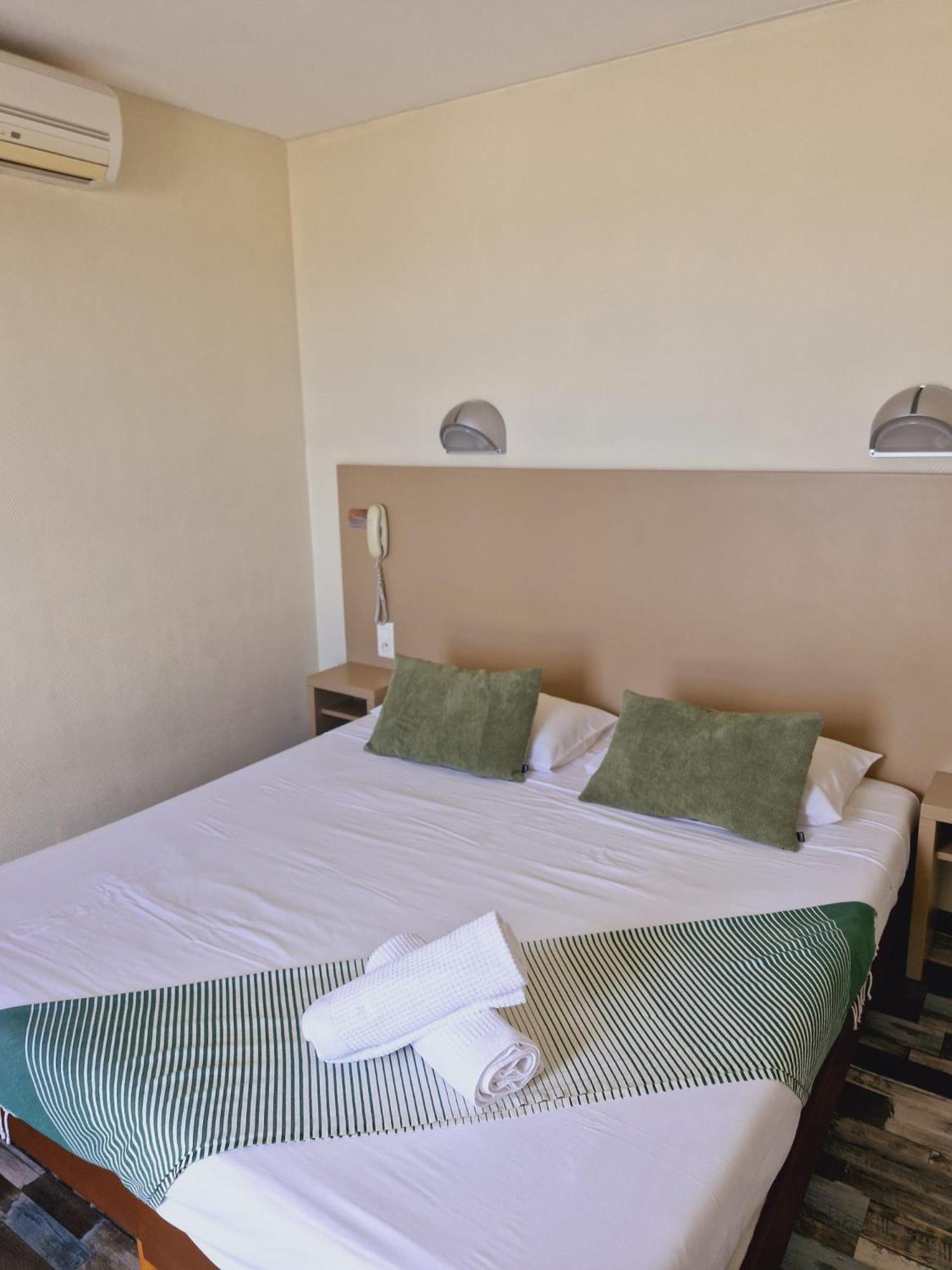Hotel De La Plage - Barcares Le Barcarès エクステリア 写真